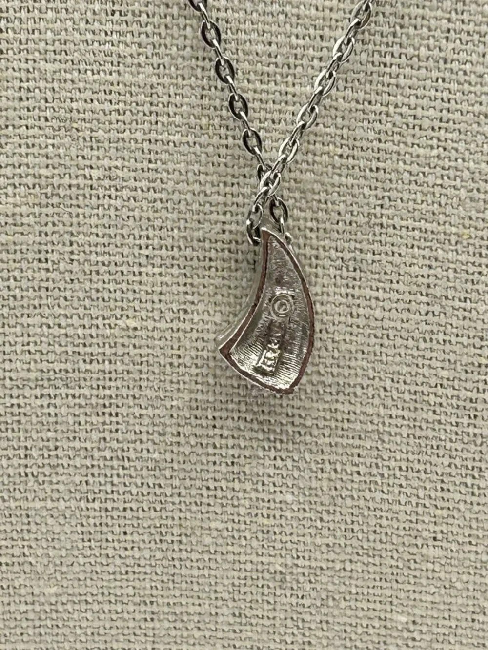 Sarah Coventry Necklace Silver Tone Contemporary Drop Minimalist Pendant Crystal